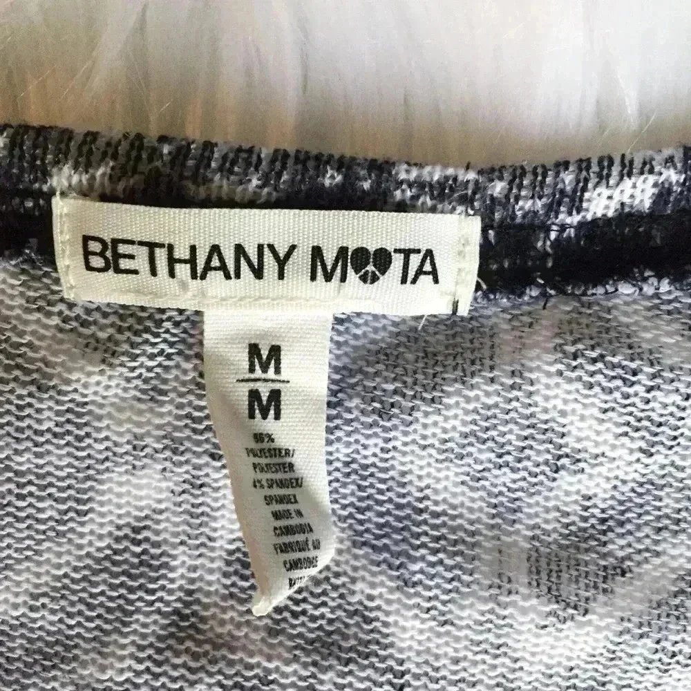 Bethany Mota Black & White Boho Sweater - Picture 3 of 6